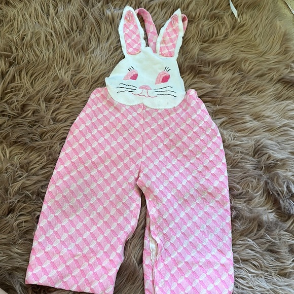 Vintage Other - Vintage 70s bunny Easter handmade overalls